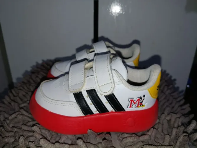 Tênis ADIDAS N 22 original 