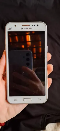 Samsung J5
