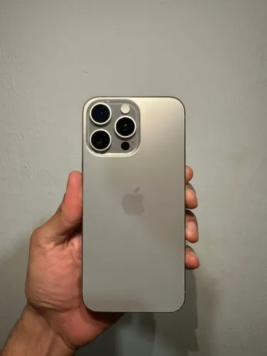 iPhone 15 Pro Max 256gb 87% bateria ÚNICO DONO