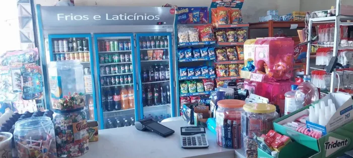 Vende-se ou passo ponto