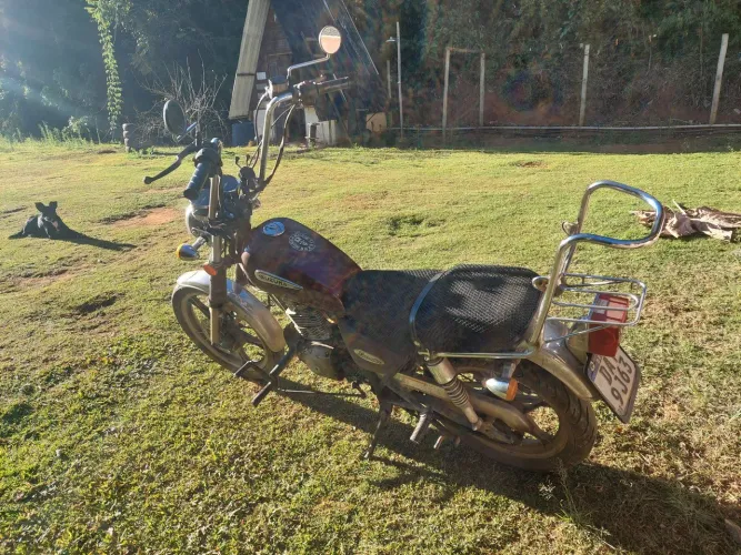 Suzuki intruder 125 2011