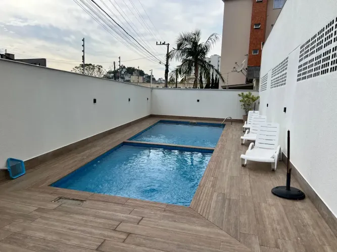 Apto 2 dorm, s/ 1 suite, 1 vaga c/ piscina no Pedra Branca - Palhoça - SC
