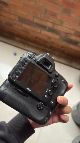 Camera Nikon d610