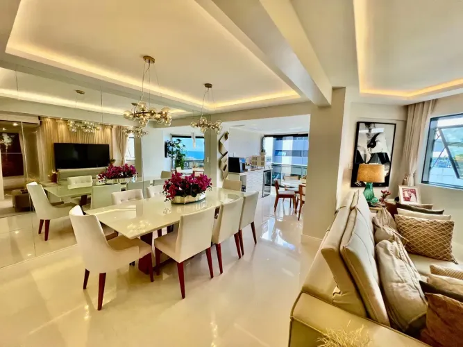 Apartamento a venda no Salvador Prime com 2 suites reformado vista mar no Caminho das Árvo