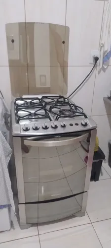 Fogão espelhado com grill