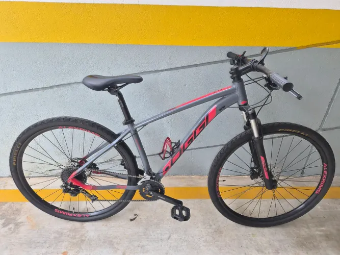 ?MTB Oggi Big Wheel 7.0 - Aro 29 (Com Upgrades de Performance)
