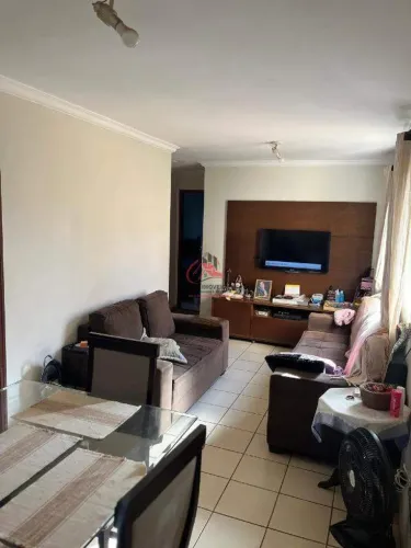 Apartamento Mobiliado no Bairro Estados Unidos com 3 Quartos (1 Suíte) 70m²