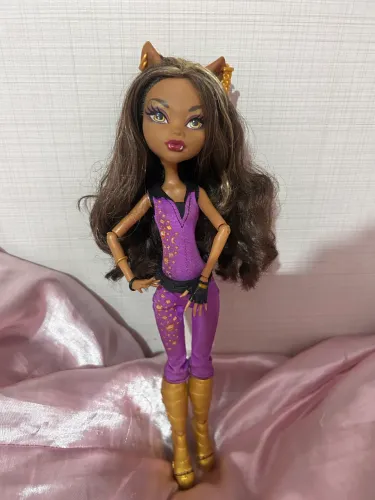 BONECA MONSTER HIGH CLAWDEEN WOLF