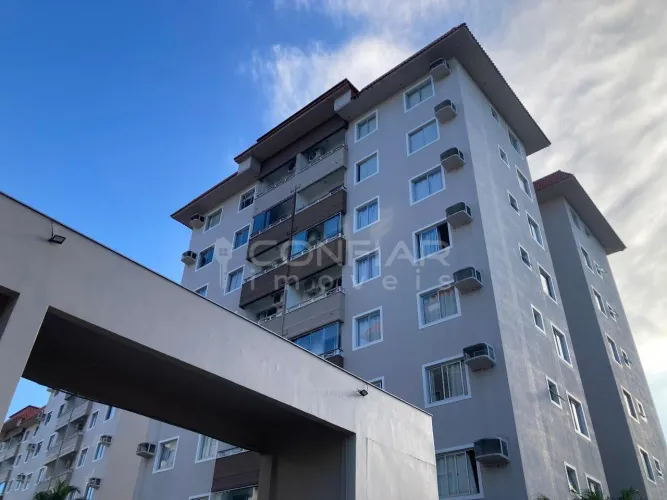 Apartamento mobiliado com 3 quartos para locação no Floresta por R$2.200,00 + TAXAS