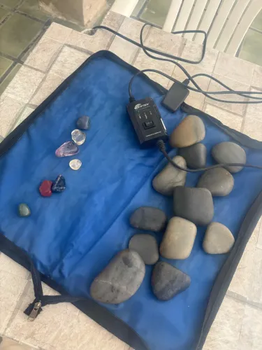 Bolsa térmica + pedras quentes 