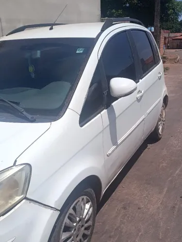 Fiat Idea Attractive 1.4 Fire Flex 8V 5P 2012