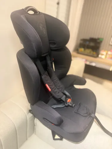 Cadeirinha de bebê Fisher Price (reclinável E Com Isofix)