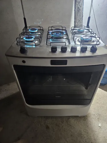 Fogão Electrolux 5 bocas tripla chama