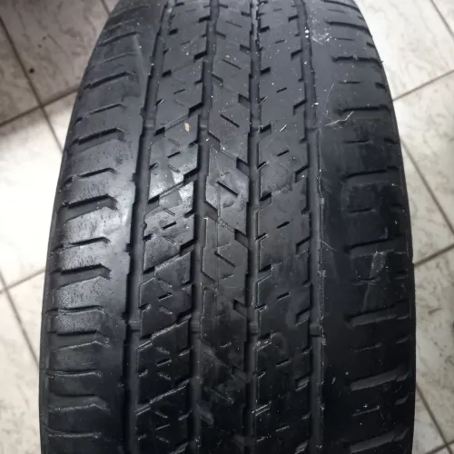 Roda e pneu usado Duster