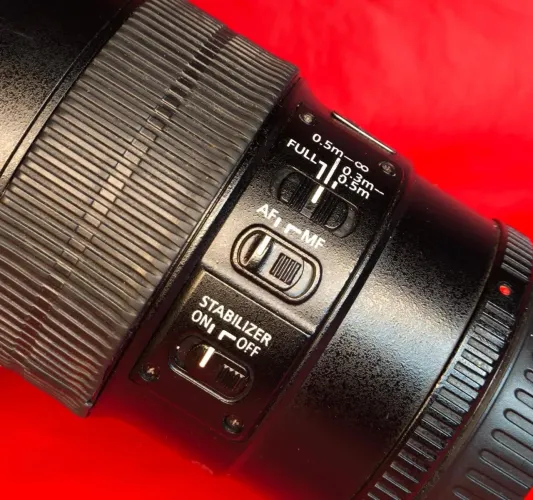 Canon 100mm macro estabilizada 2.8