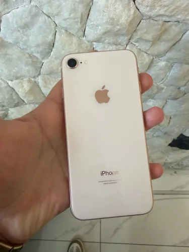 iPhone 8 impecável
