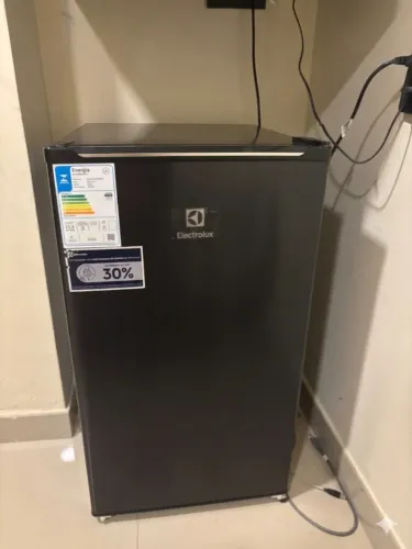 Frigobar Electrolux Preto 90 Litros - Pouco Uso / Conservado