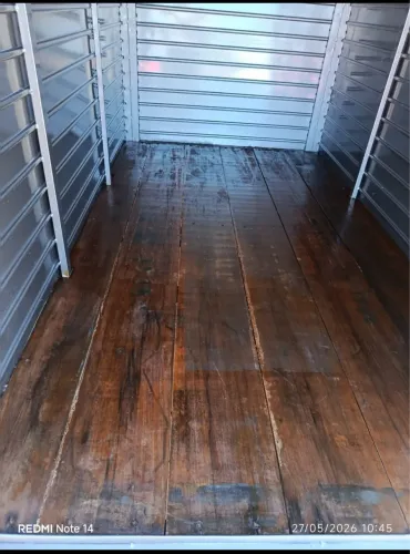 Vende-se carretinha Baú 