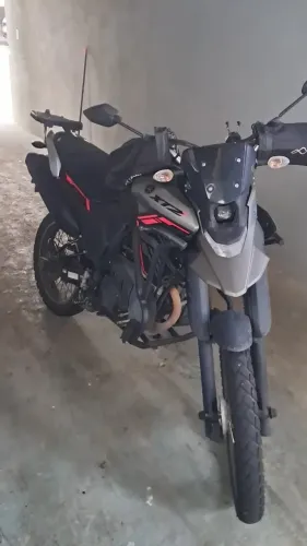 Moto lander 250