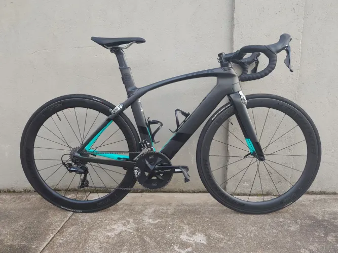 Bicicleta Trek Madone série 9