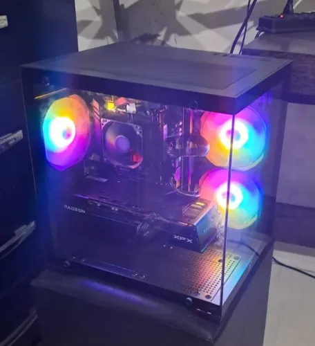 Computador Gamer com Ryzen 5 5500 e RX 7600