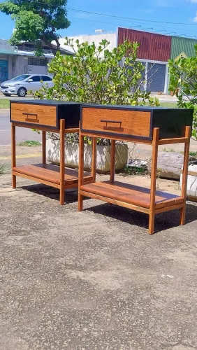 Mesa de Cabeceira/ Criado