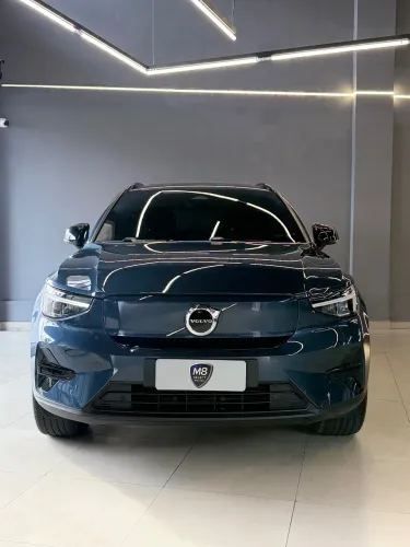 Volvo EX40 Plus P6 (elétrico) 2026