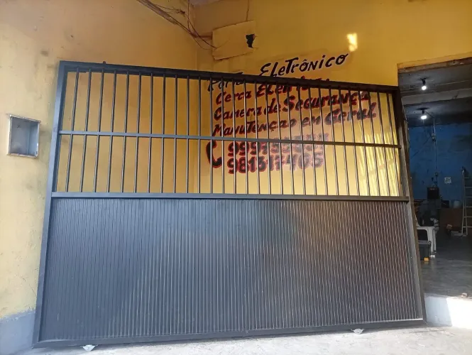 PORTÃO EM ALUMÍNIO BRONZE NOVO!!!!!!!!!