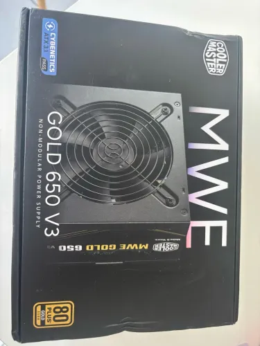 Fonte 650w cooler master