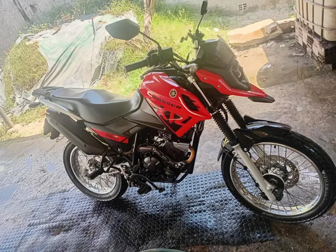 Moto no precinho