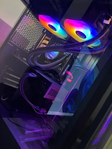PC Gamer Xeon + RX 580 - Pronto para jogar
