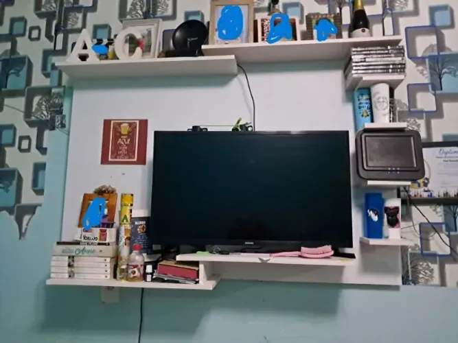 Painel  MDF com Tv LCD philips 32 Polegadas