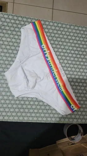 Cueca slip 
