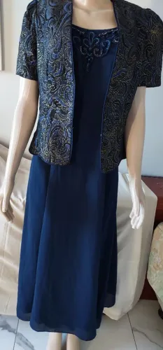 Conjunto de vestido de festa com blazer