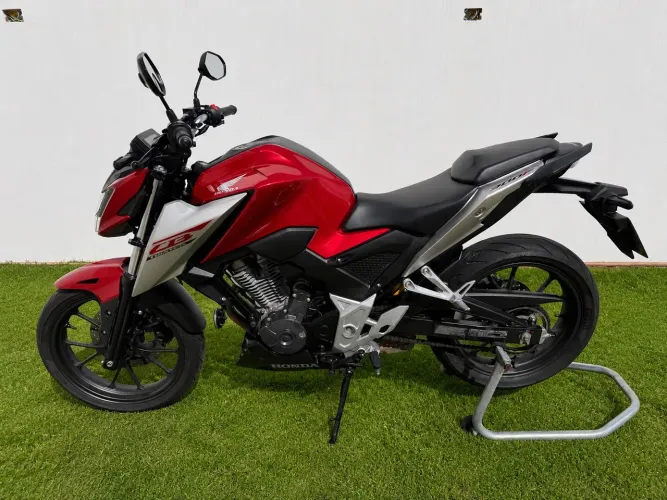 Twister 300f freio ABS muito nova F. *