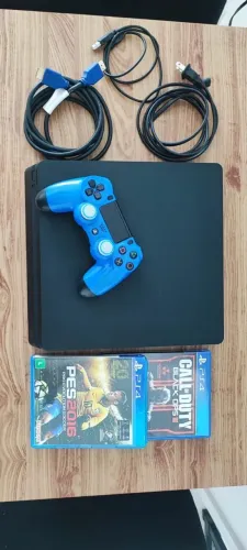 PlayStation 4 com completo com controle personalizado