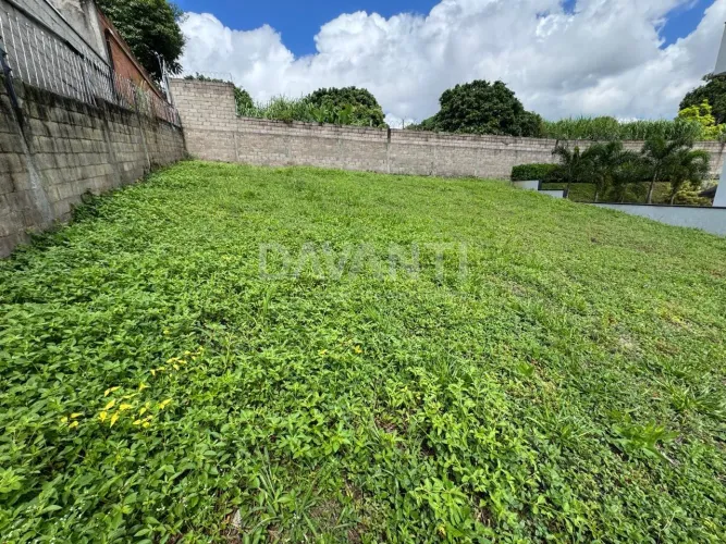 Terreno à venda no Residencial Maria Regina em Valinhos na Davanti Imóveis.