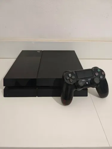 Playstation 4 FAT 500gb + 1 controle + 2 jogos