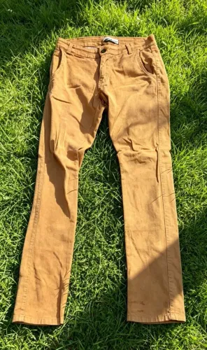 Calça masculina da Lacoste tamanho 38