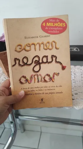 Livro Comer Rezar Amar