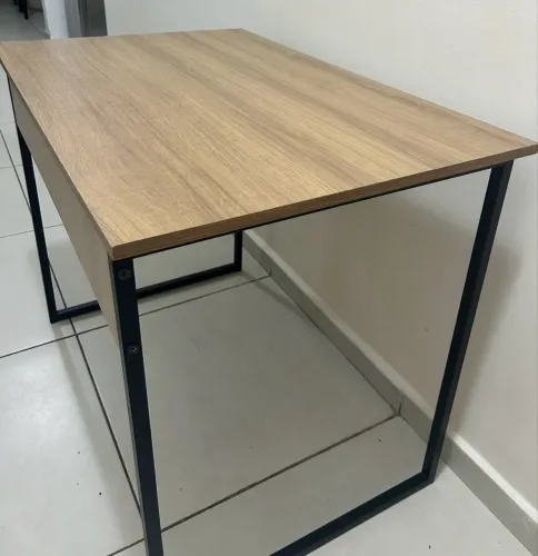 Mesa / Escrivaninha Estilo Industrial 90 cm - Perfeito Estado