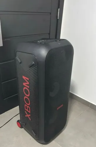 Caixas de som xboom 1000 W LG<br>L9T- Som potente de 1000 W<br>XL9T- Som potente de 1000 W