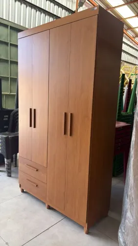 Guarda roupa de solteiro 4 portas e 2 gavetas, entrega e montagem gratuita