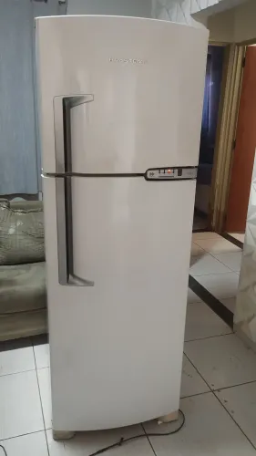 Geladeira e Máquina