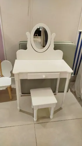 Penteadeira Infantil Branca com Banquinho