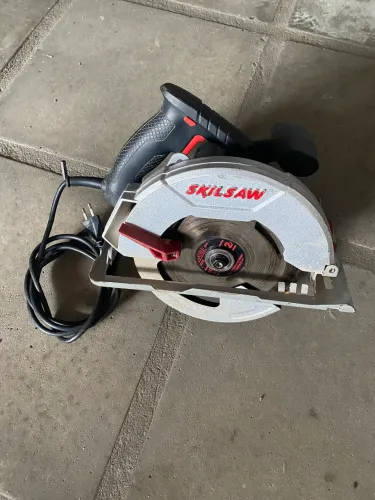 Circular Skil 5402 de 1400W e 220V.