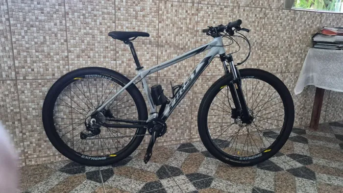 Bicicleta First 29