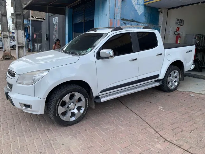 Chevrolet S10 Pick-up LT 2.8 TDI 4X4 CD Diesel AUT 2014
