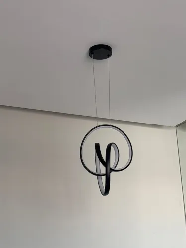 Pendente para mesa de jantar Anéis Alumínio Preto Space LLUM Bronzearte