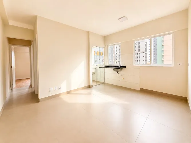Apto Zona 03 - Av. Santos Dumont (2 Quatos)